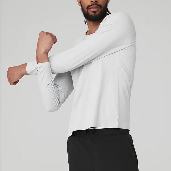 Lululemon Idol Long Sleeve Performance Tee - Picture 2 of 9